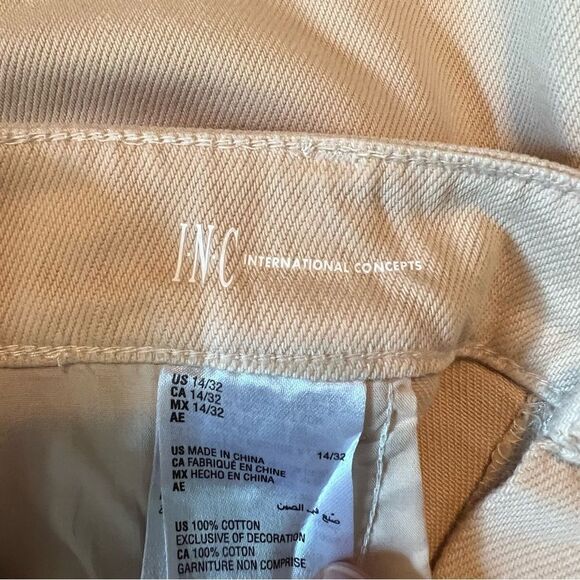 NWT! INC luxe shorts with embroidery - Picture 10 of 14